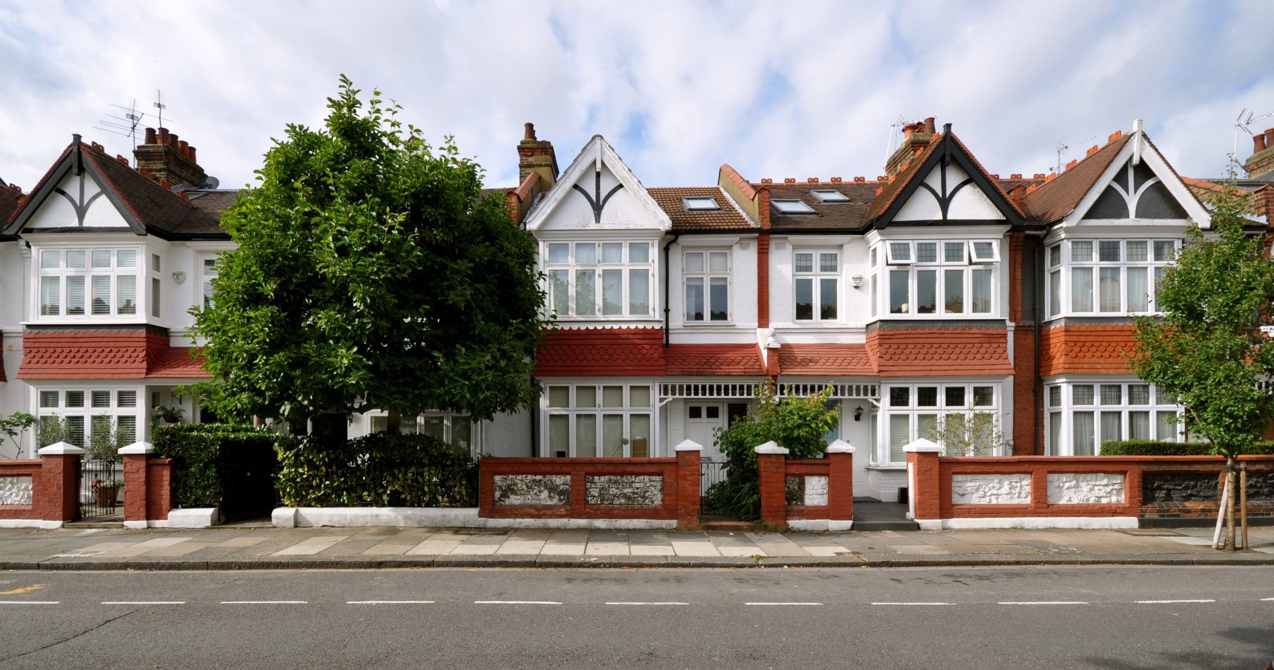Party wall surveying guide for UK homeowners